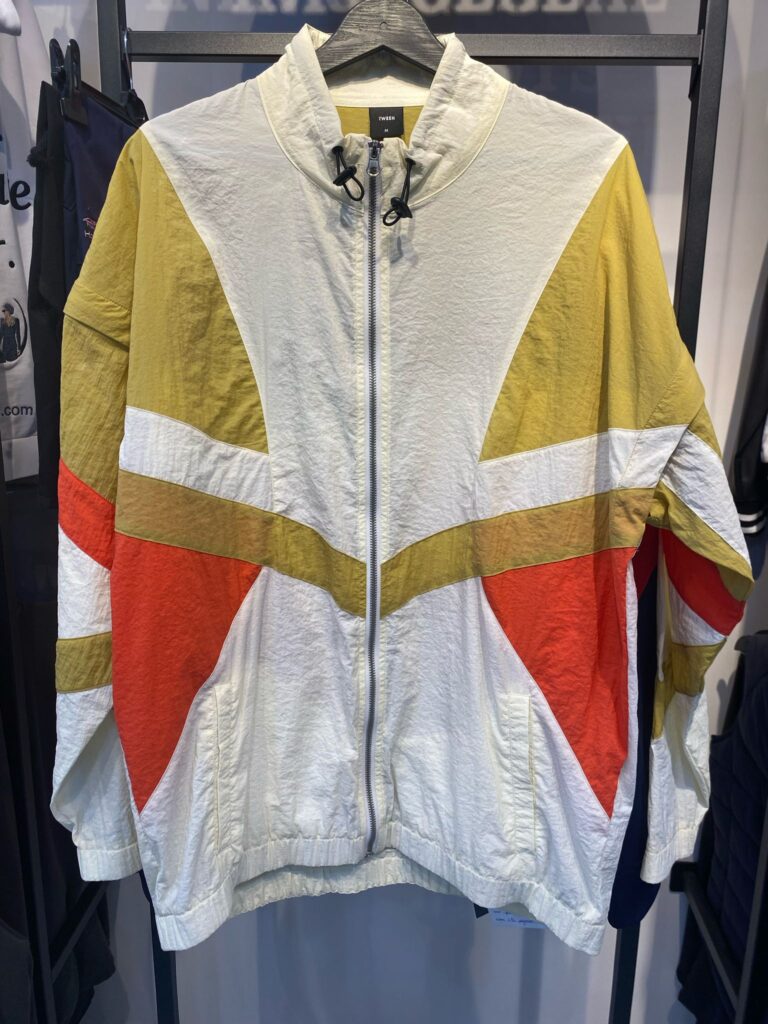 Custom polyester zip jacket manufactured in Turkey for fashion brands