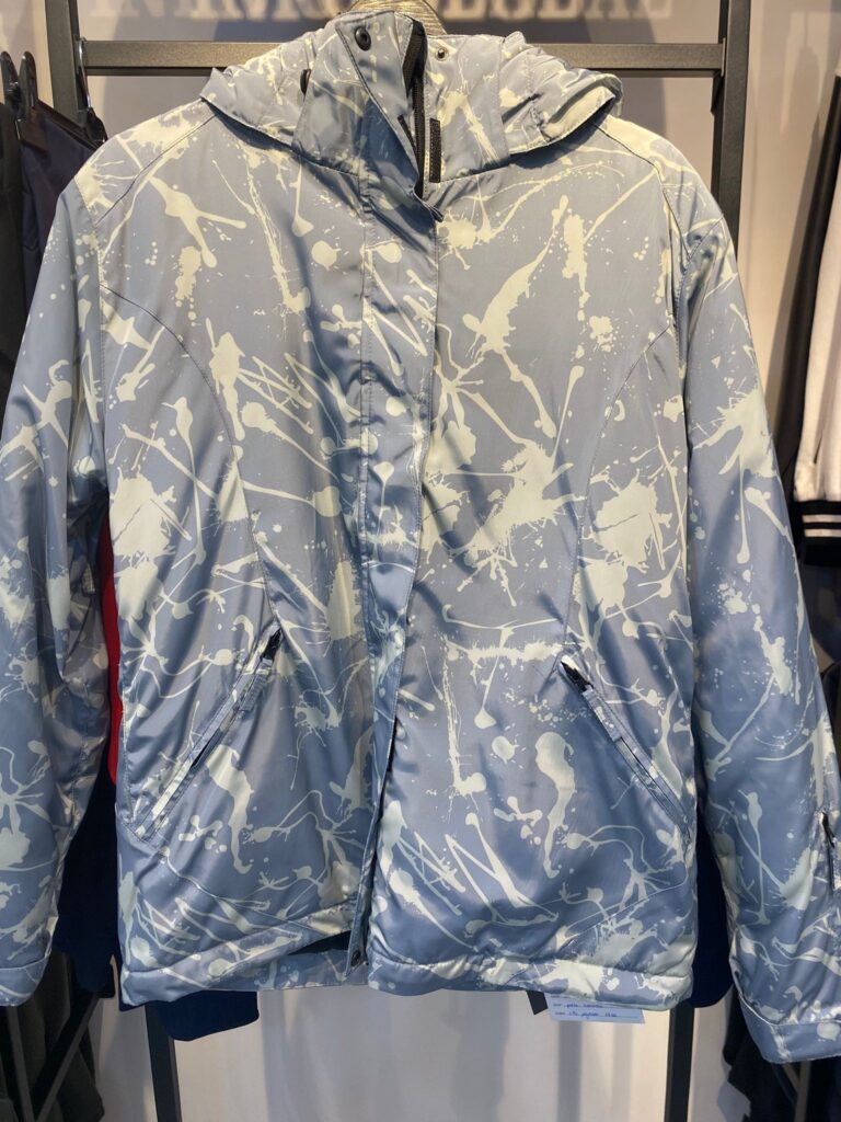 Winter mouintain jacket for outdoor activities, made in İstanbul Turkey by Alle Textile