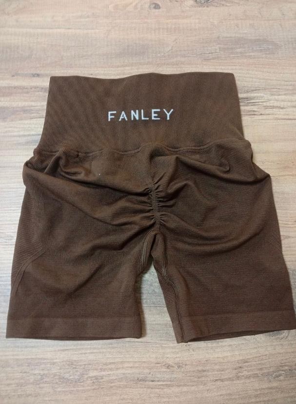 Womens legging - stretchable nylon elastane fabric - activewear production by Alle Textile Turkey