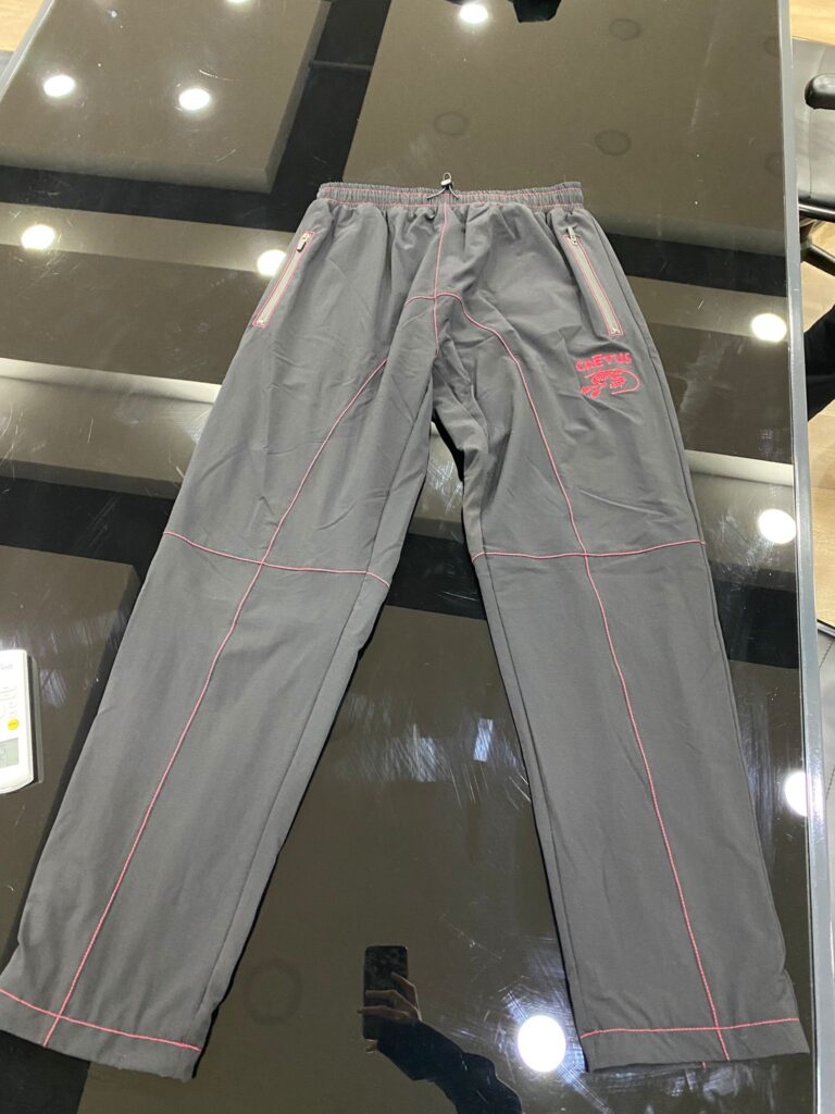 Nylon/elastane tracksuit - lightweight, flexible - perfect for sports and lifestyle collections - made in Turkey by Alle Textile